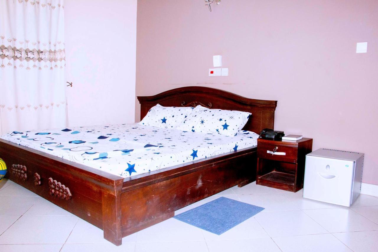 Nora Hotel Cotonou Dış mekan fotoğraf
